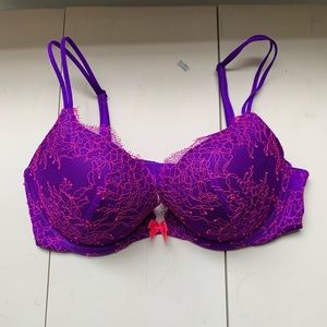 Victoria’s Secret Very Sexy Push-UP, Size 34C